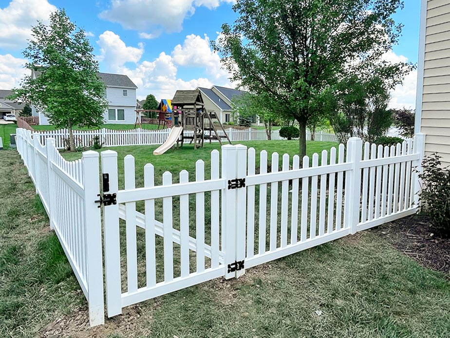 Decorative Fence Example in Fort Wayne Indiana